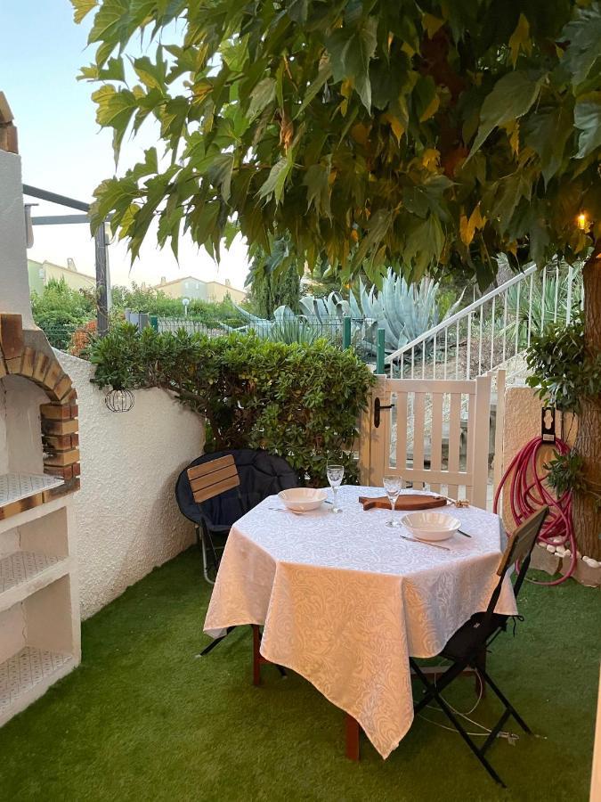 Pavillon Confort Pour 2 Personnes * Gruissan